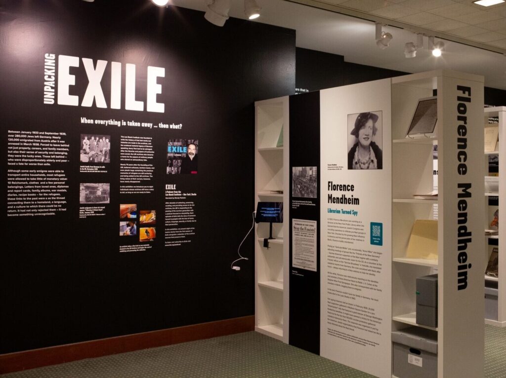 Unpacking Exile. Photo: Jen Rodewald.