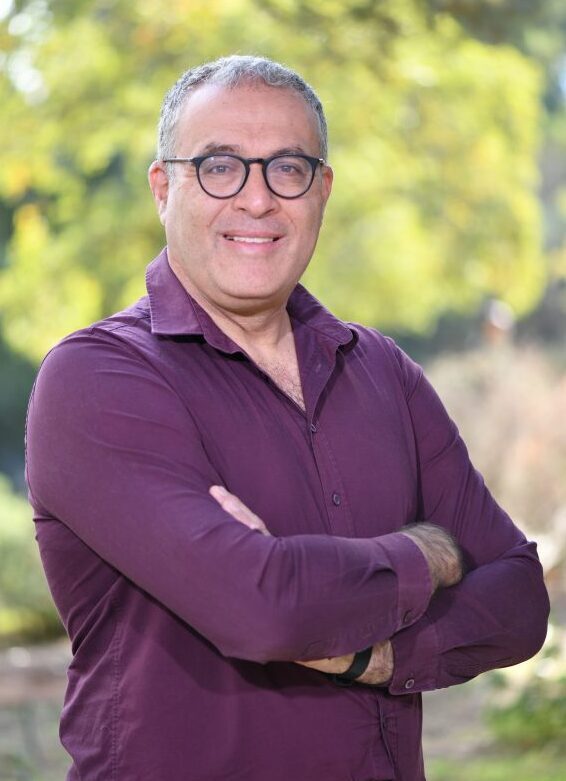 Prof. Dr. Guy Miron